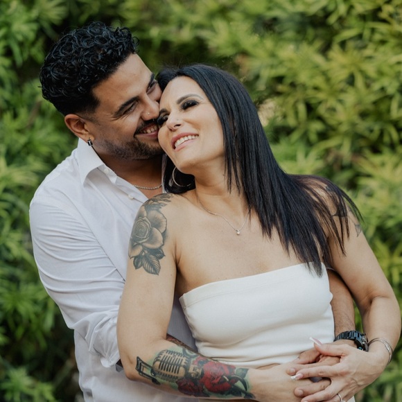 Meet your Posher, Angelina - Picture 3 of 14